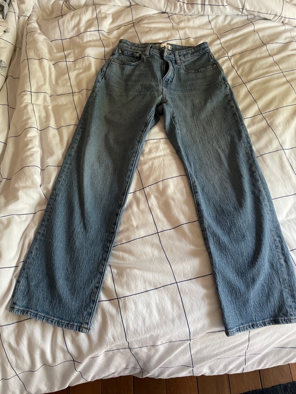 Madewell Curvy 90s Straight-Leg Jeans - Faded Blue